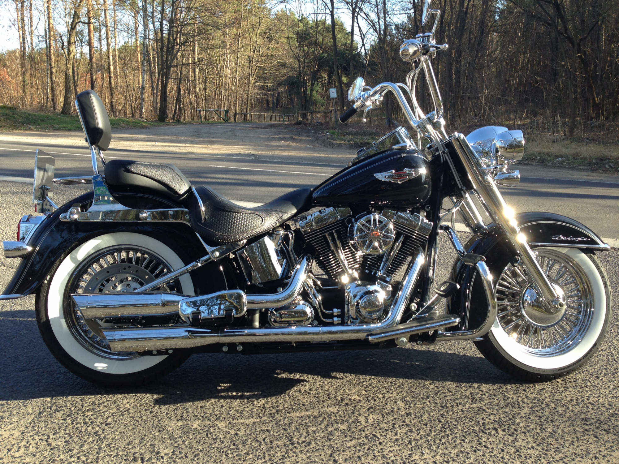 A picture of a motorcycle.