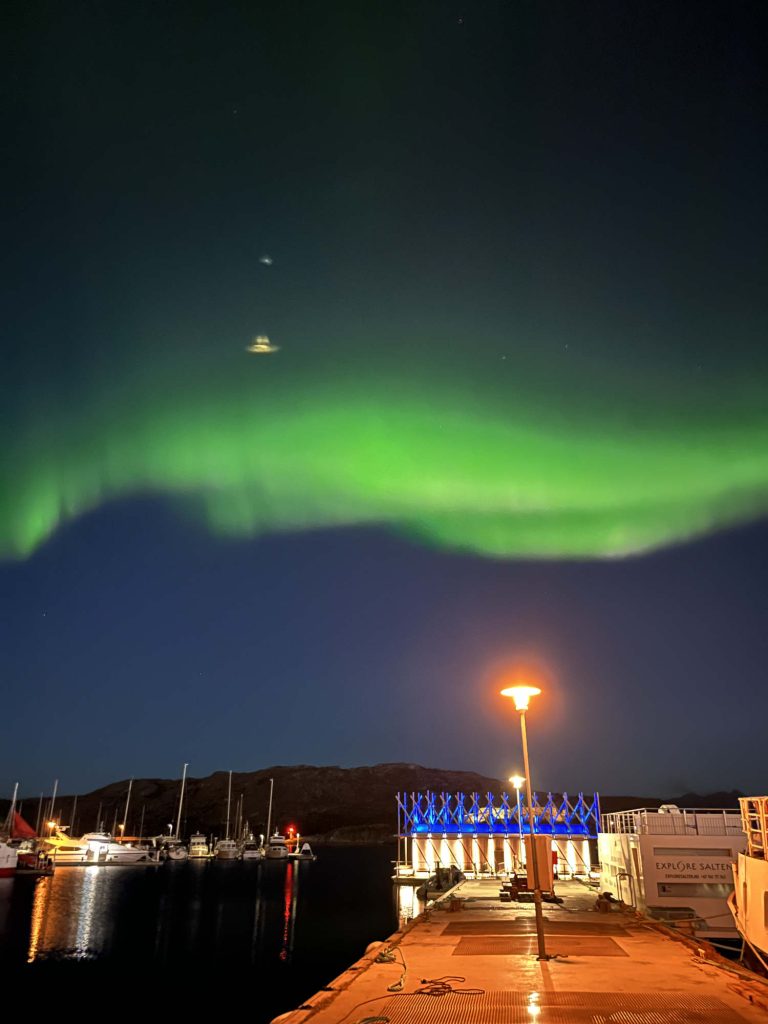 A picture of the Northern Lights.